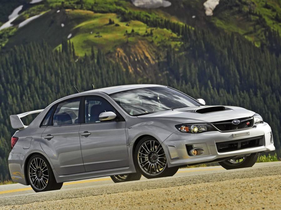  Subaru Impreza WRX STi Sedan 2010 года  (US) (фото 13 из 33)
